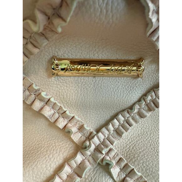 Betsey Johnson Pink Bow Quilted Shoulder Bag with Gold Chain Strap - Picture 4 of 9